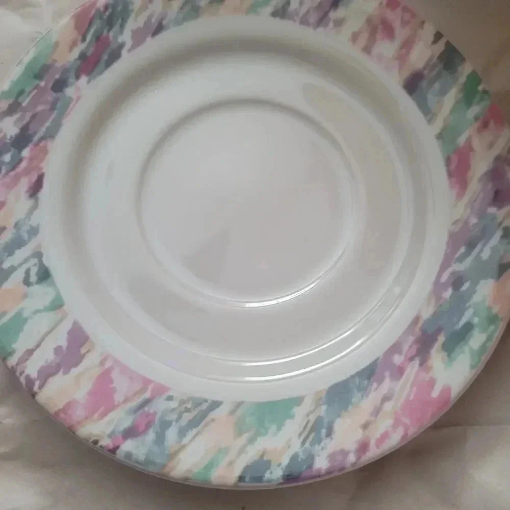 Coffer/Tea/Saucer Set‎